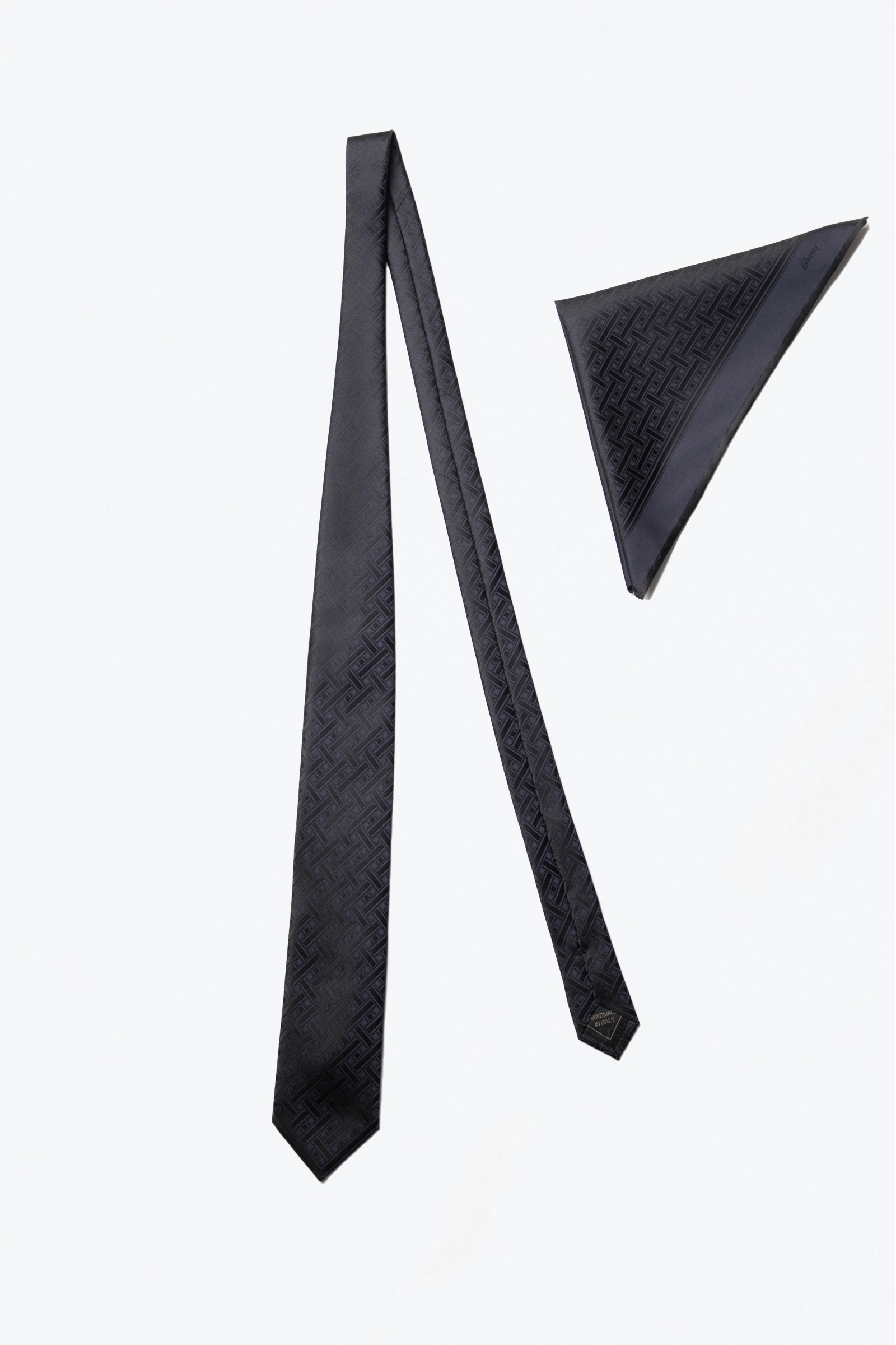 Набор: галстук+платок Brioni