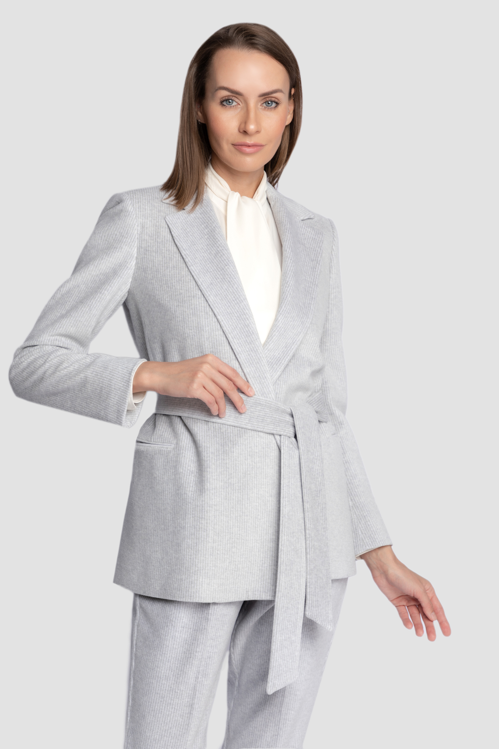 Пиджак Kiton купить в Москве за 162250 рублей (Пол: женский Цвет: Серый ...