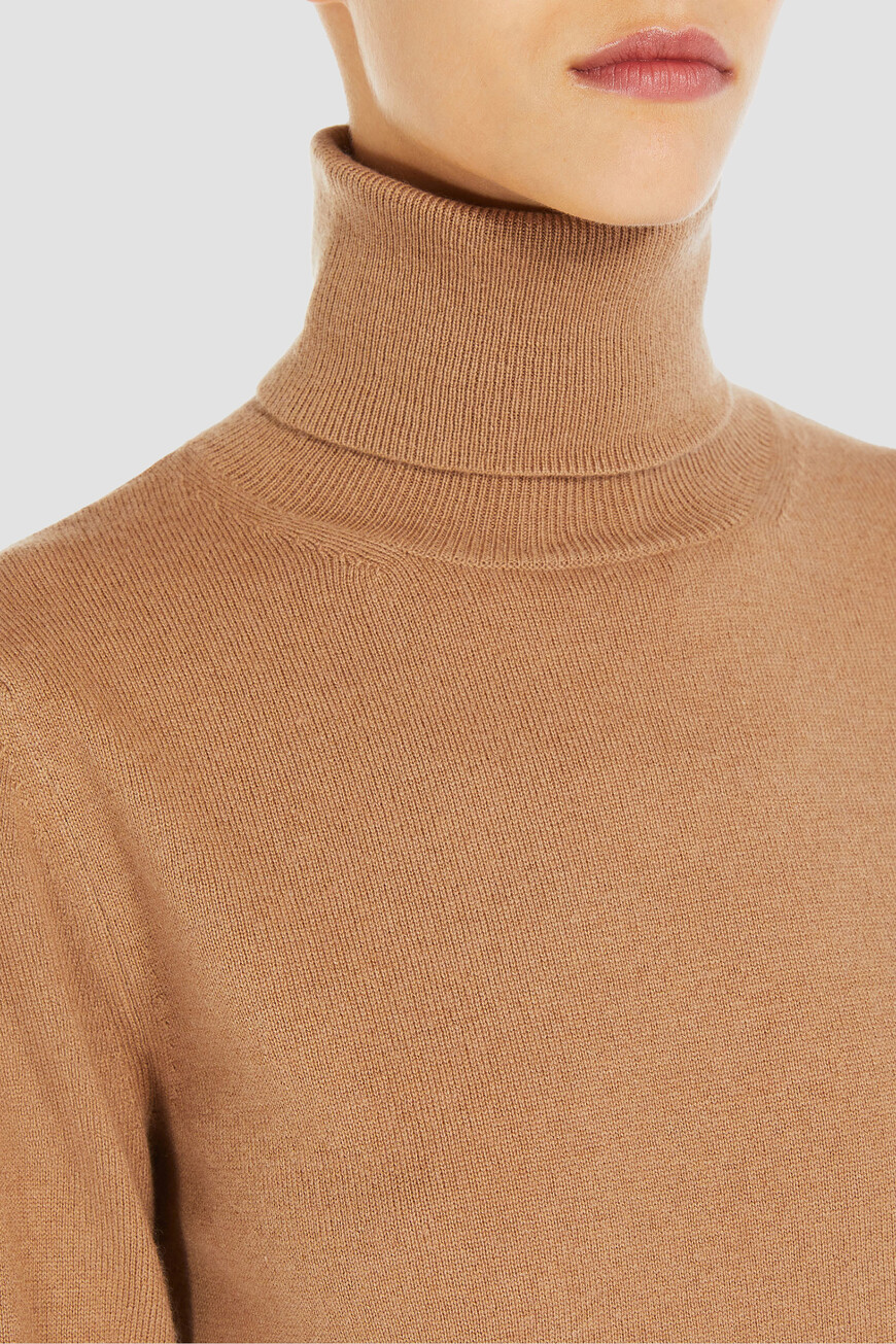 Свитер Max Mara купить в Москве за 26325 рублей (Пол: женский Цвет: т ...