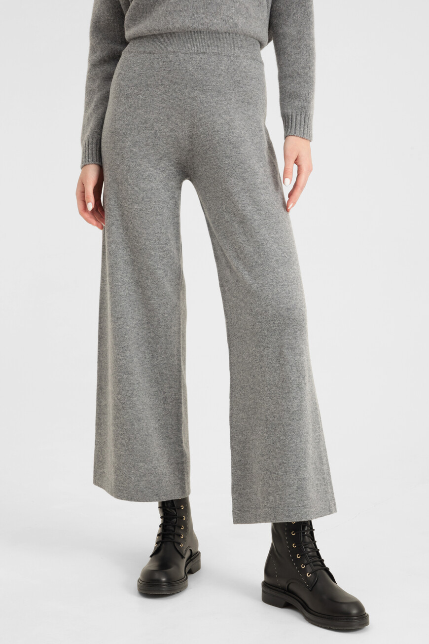 

Брюки Max Mara, Серый