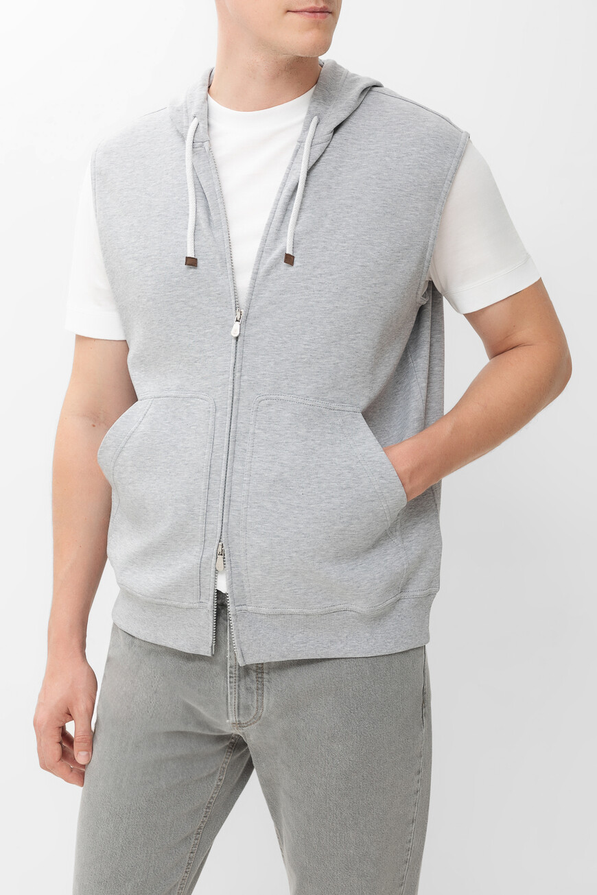

Жилет Brunello Cucinelli Модель Линии Travelwear, Серый
