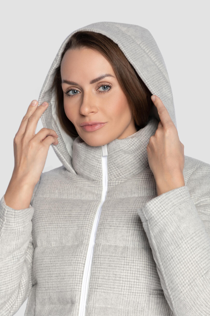 Куртка Kiton купить в Москве за 184500 рублей (Пол: женский Цвет: Серый ...